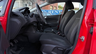 Ford Fiesta 1.2 60CV 5 porte Titanium (10)