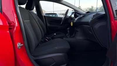 Ford Fiesta 1.2 60CV 5 porte Titanium (13)
