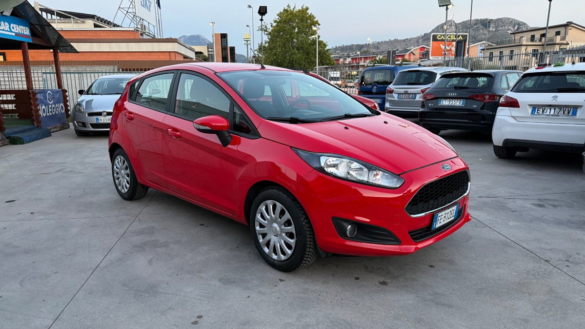 Ford Fiesta 1.2 60CV 5 porte Titanium (3)