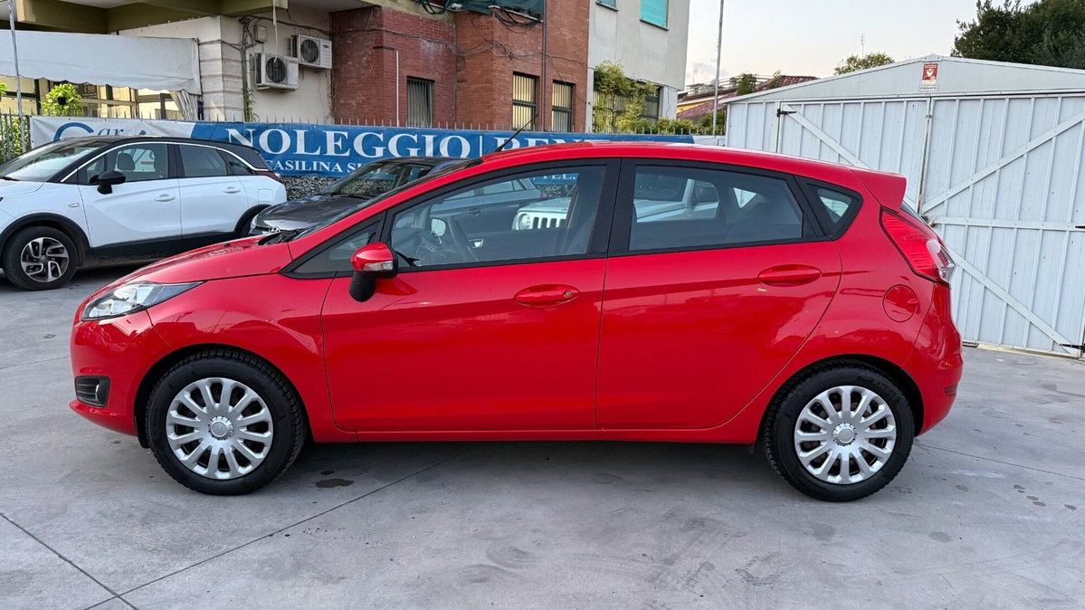 Ford Fiesta 1.2 60CV 5 porte Titanium (8)