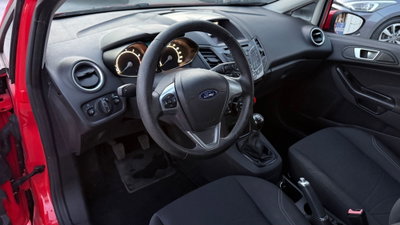 Ford Fiesta 1.2 60CV 5 porte Titanium (9)