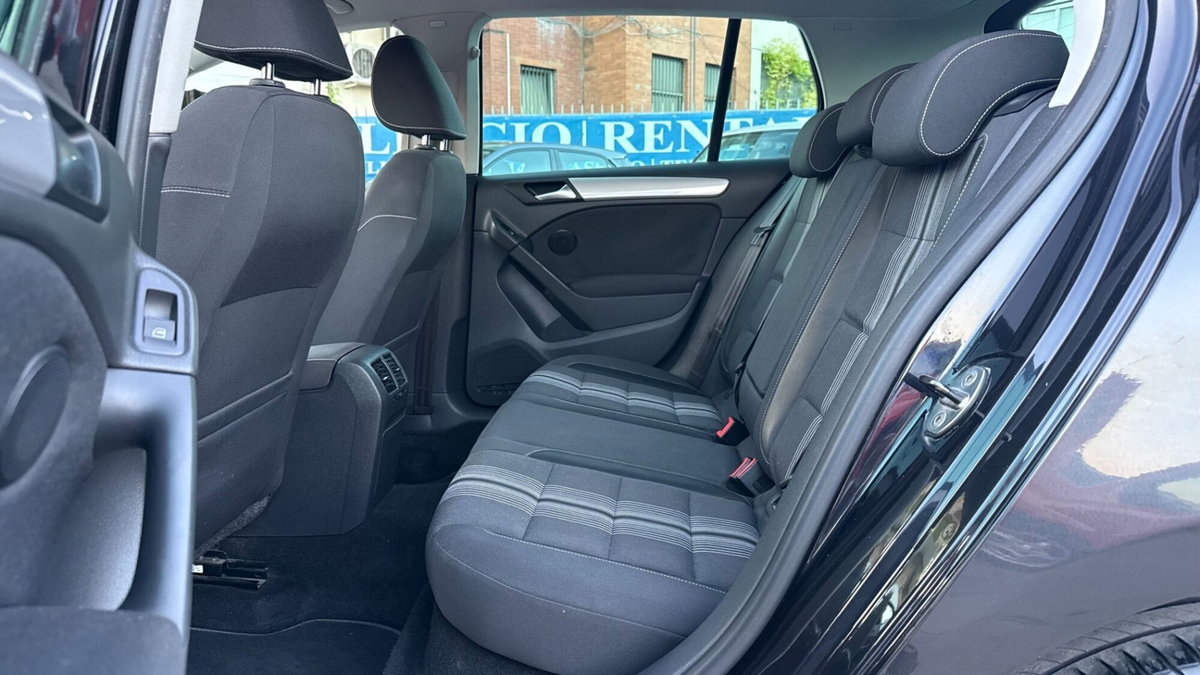 Volkswagen Golf 1.6 TDI 5p. Comfortline BlueMotion Technology (11)