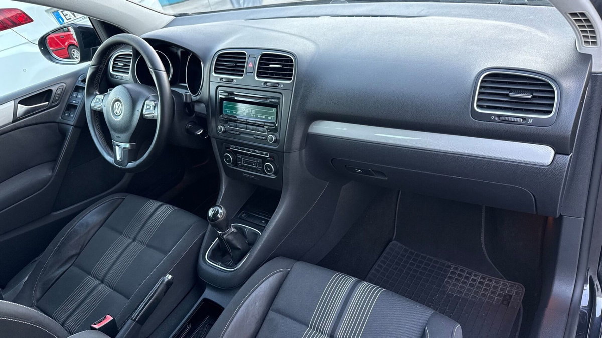 Volkswagen Golf 1.6 TDI 5p. Comfortline BlueMotion Technology (12)