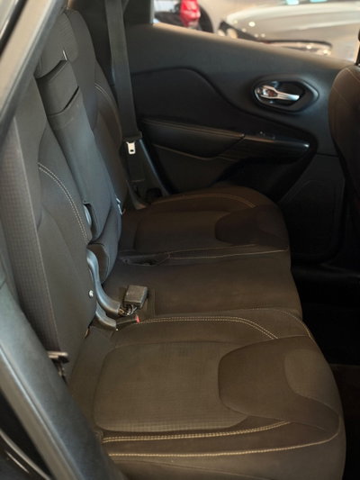 Jeep Cherokee 2.0 Mjt II Limited (8)