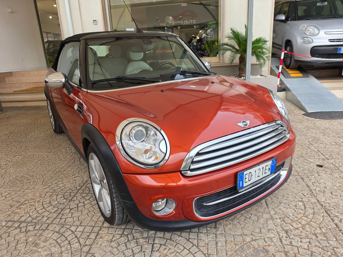 MINI Mini Clubman 1.6 16V Cooper D Clubman (2)