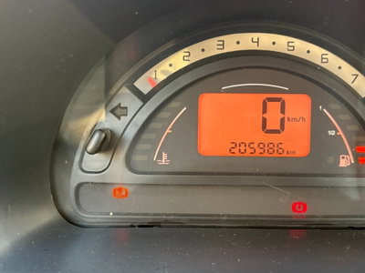 Citroen C3 1.4 HDi Exclusive (11)