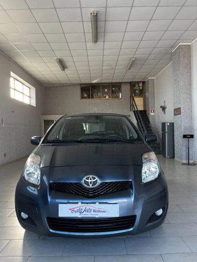 Toyota Yaris 1.3 5 porte M-MT S (2)