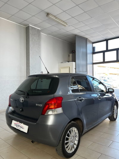 Toyota Yaris 1.3 5 porte M-MT S (4)