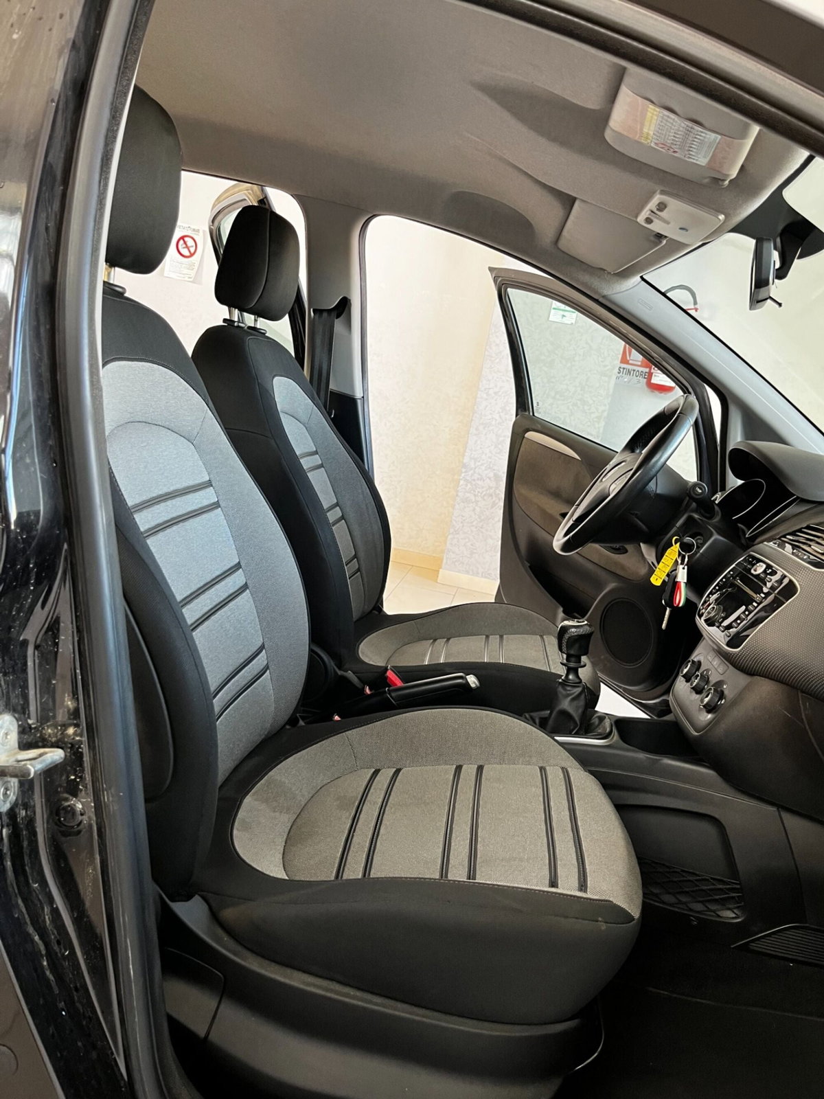 Fiat Punto Evo 1.2 5 porte S&S Active (8)