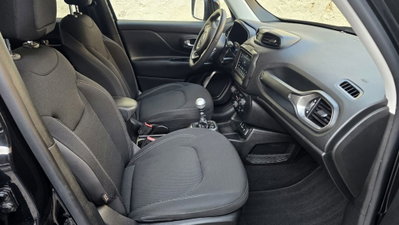 Jeep Renegade 1.6 Mjt 120 CV Limited (9)