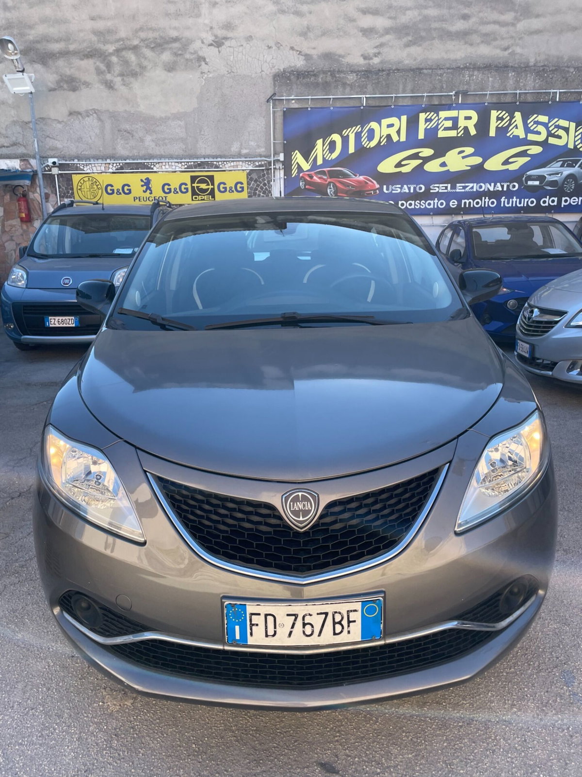 Lancia Ypsilon 1.2 69 CV 5 porte GPL Ecochic Gold