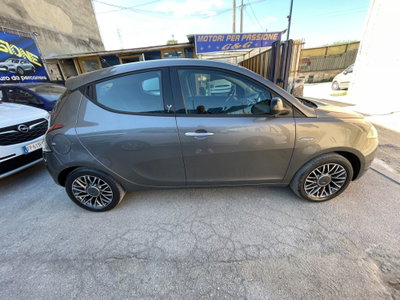 Lancia Ypsilon 1.2 69 CV 5 porte GPL Ecochic Gold (8)