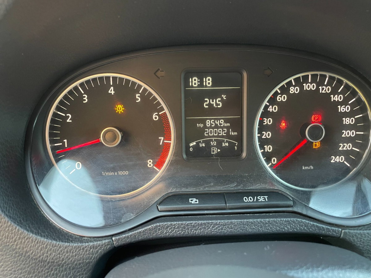 Volkswagen Polo 1.2 70 CV 5p. Comfortline (20)