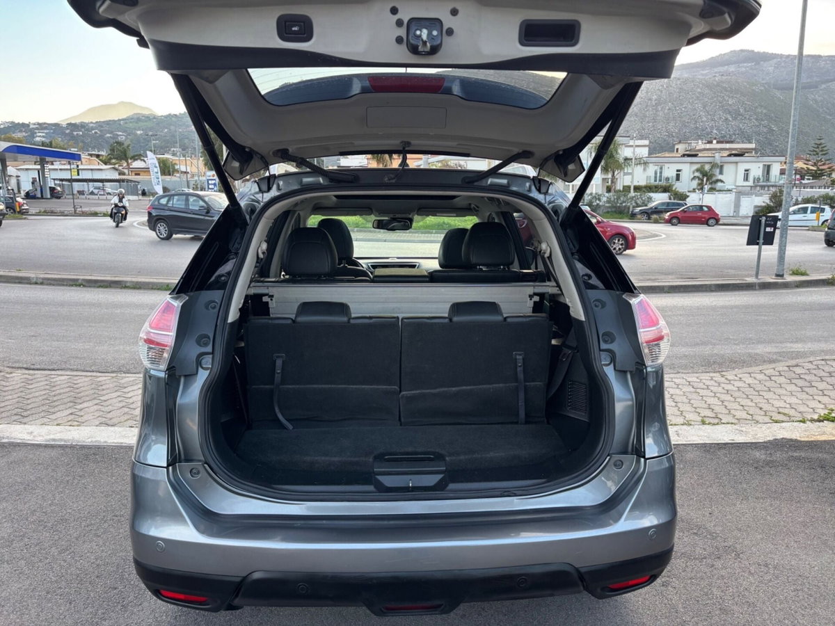 Nissan X-Trail 1.6 dCi 2WD Tekna (9)