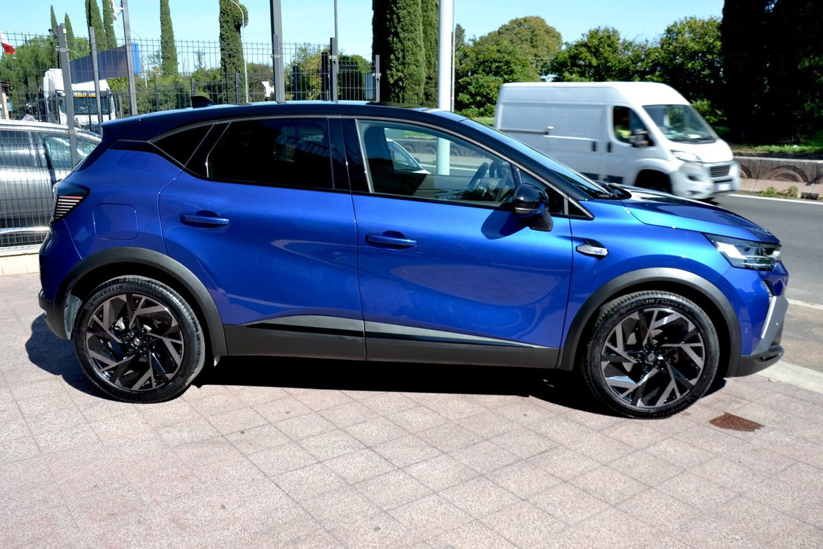 Renault Captur 1.3 mild hybrid Esprit Alpine 160cv edc (12)