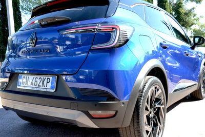 Renault Captur 1.3 mild hybrid Esprit Alpine 160cv edc (17)