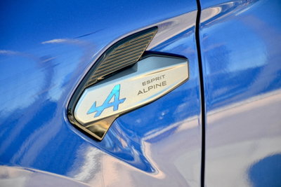 Renault Captur 1.3 mild hybrid Esprit Alpine 160cv edc (18)