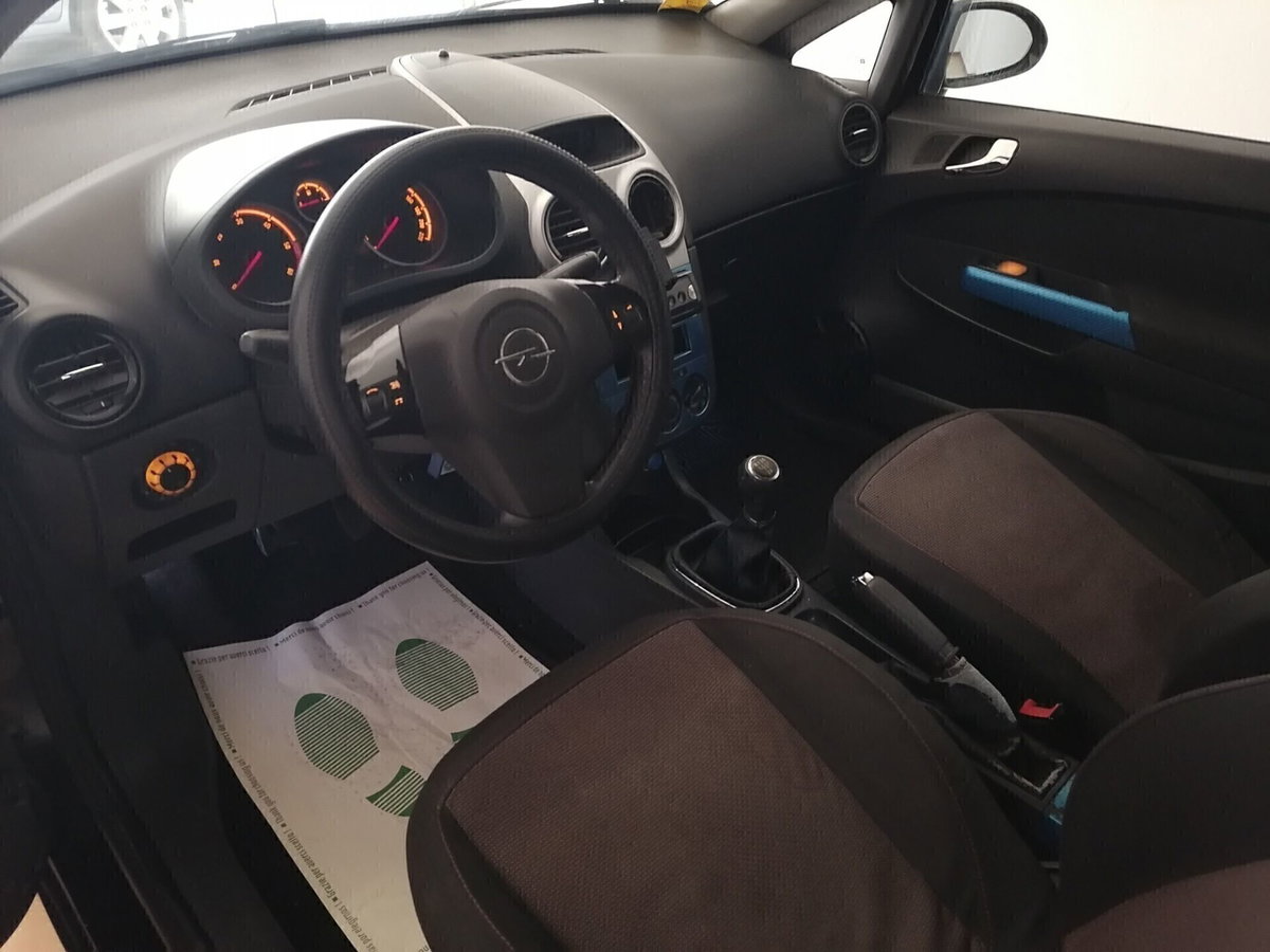 Opel Corsa 1.3 CDTI 75CV 3 porte Enjoy (7)