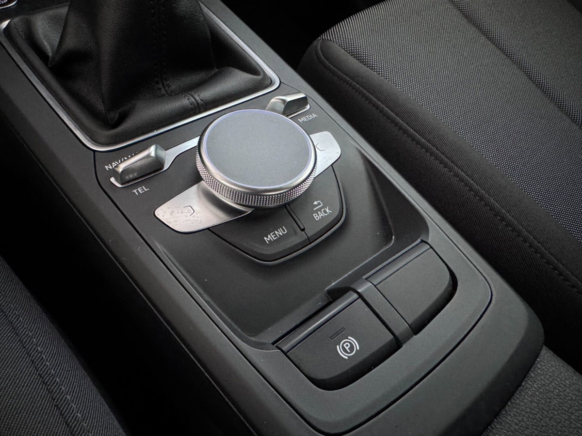 Audi Q2 Q2 30 TFSI (19)