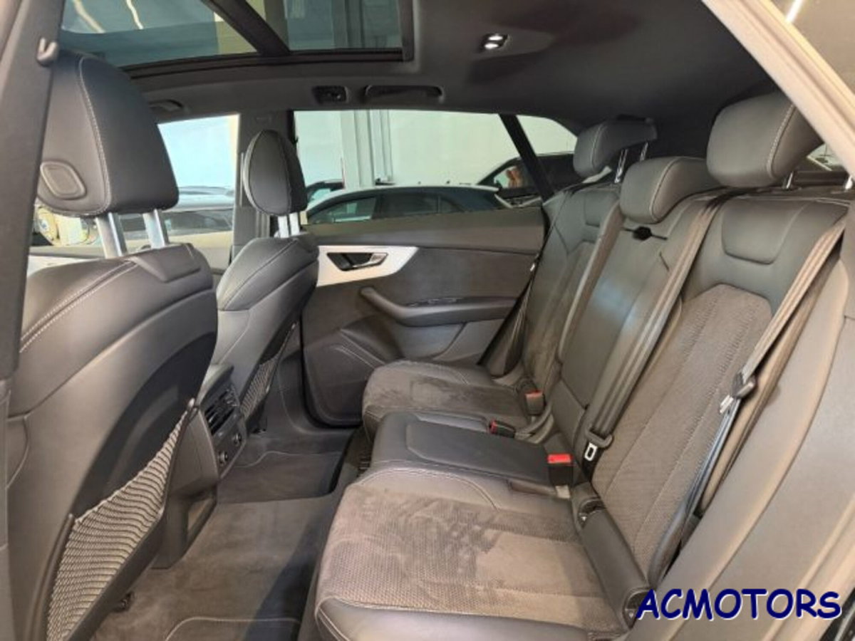 Audi Q8 Q8 45 TDI quattro tiptronic Sport (11)