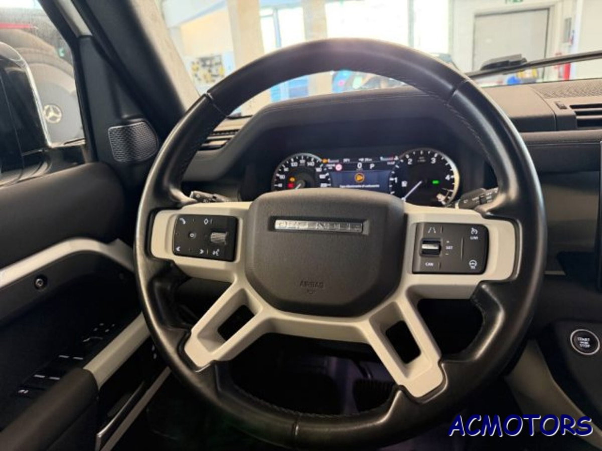 Land Rover Defender 110 3.0D I6 250 CV AWD Auto Commercial SE (14)