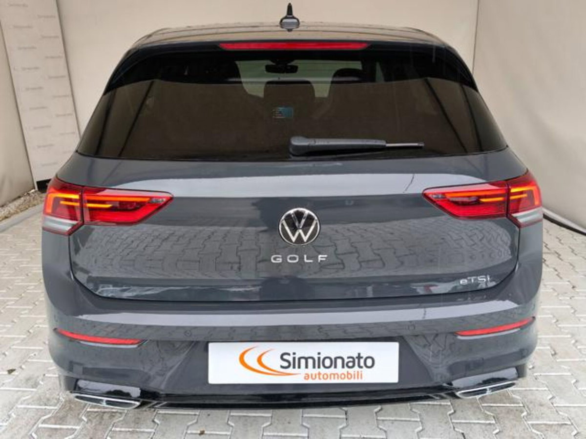 Volkswagen Golf Variant 1.5 eTSI 150 CV EVO ACT DSG R-Line (6)