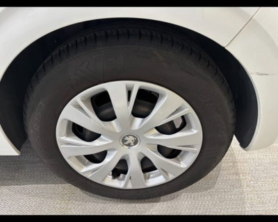Peugeot 208 82 5 porte Access (16)
