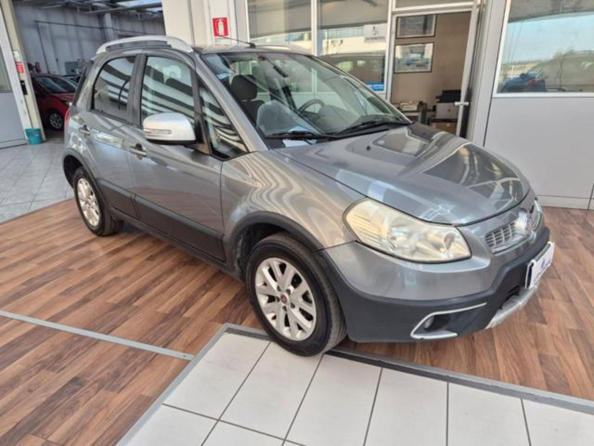 Fiat Sedici 2.0 MJT 16V DPF 4x4 Emotion (3)