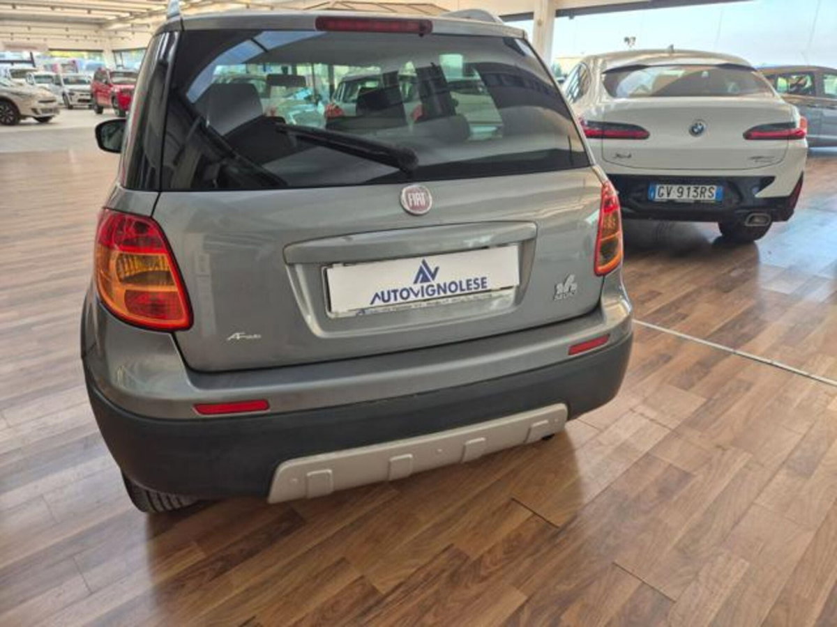 Fiat Sedici 2.0 MJT 16V DPF 4x4 Emotion (6)