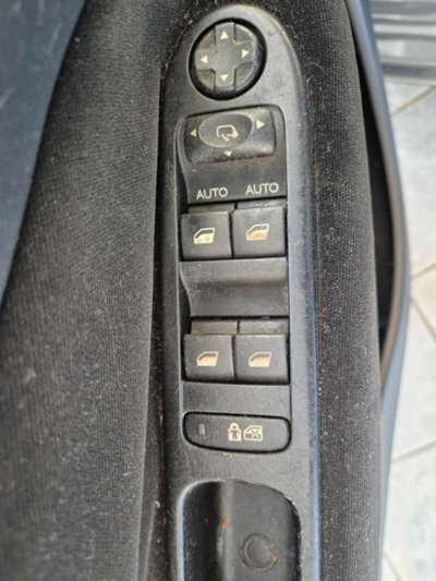 Citroen C3 Picasso 1.6 HDi 90 Attraction (13)