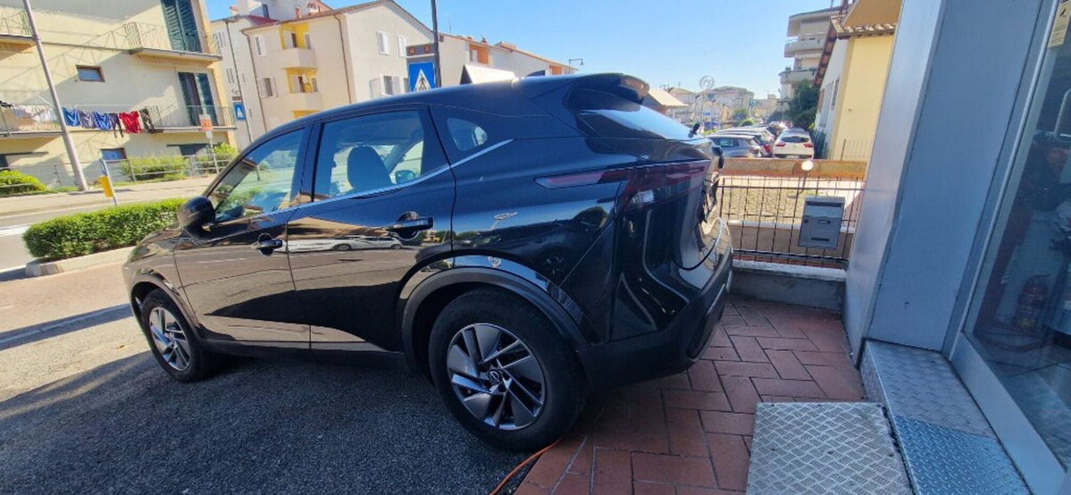 Nissan Qashqai 1.3 mhev Business 2wd 158cv xtronic (3)