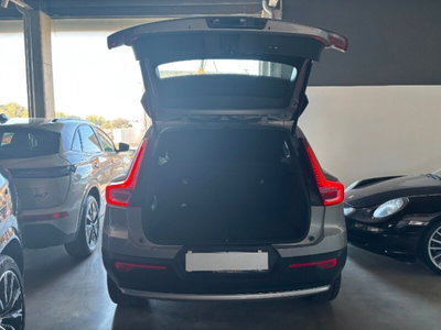 Volvo XC40 B3 automatico Core (5)