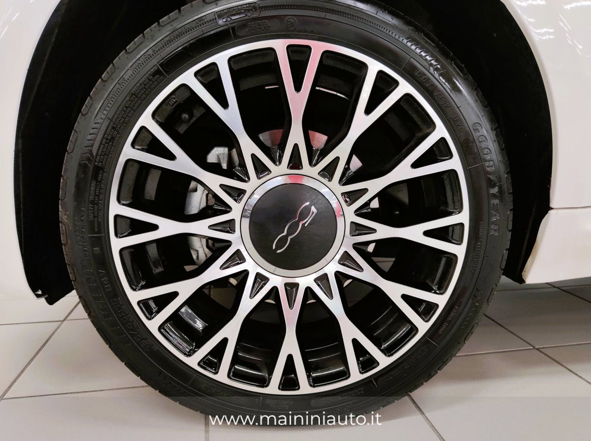 Fiat 500 1.0 Hybrid Dolcevita (9)