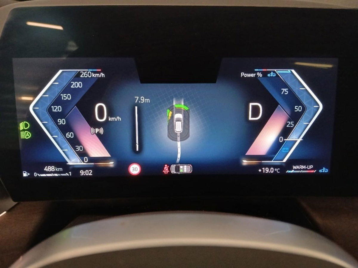BMW Serie 2 Active Tourer 218i (8)