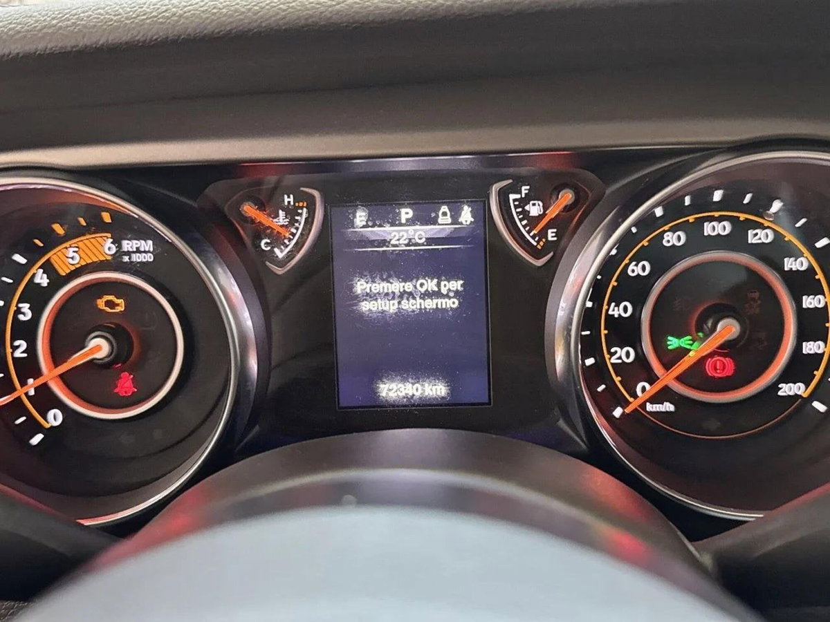 Jeep Wrangler 2.2 Mjt II Sport (16)