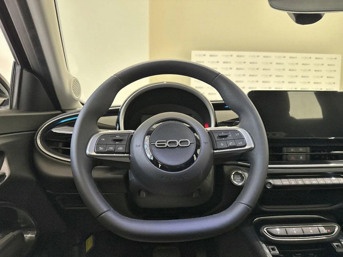Fiat 600 1.2 Pop 100cv (14)