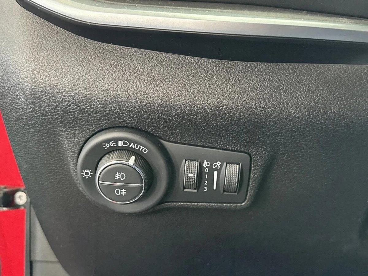 Jeep Compass 1.5 Turbo T4 130CV MHEV 2WD Limited (12)