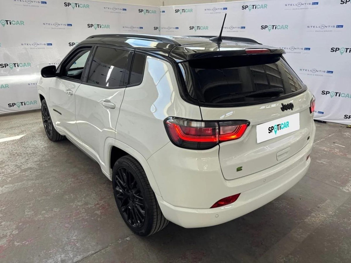 Jeep Compass 1.5 Turbo T4 130CV MHEV 2WD Limited (2)