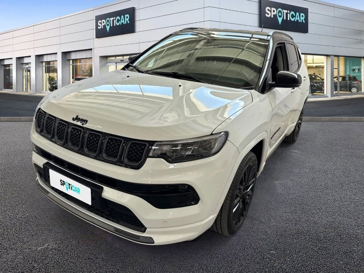 Jeep Compass 1.5 Turbo T4 130CV MHEV 2WD Limited (3)