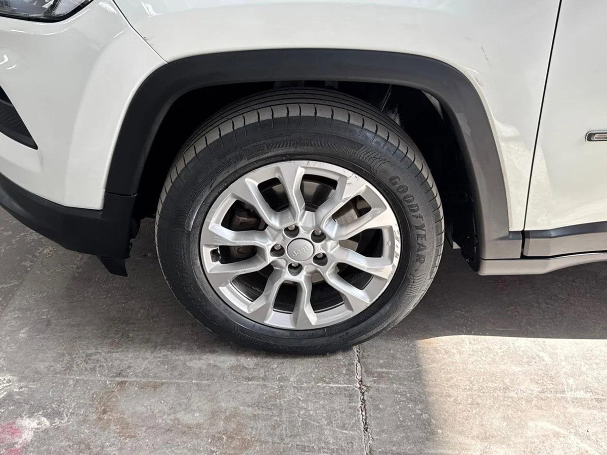 Jeep Compass 1.6 mjt Longitude 2wd 130cv (5)