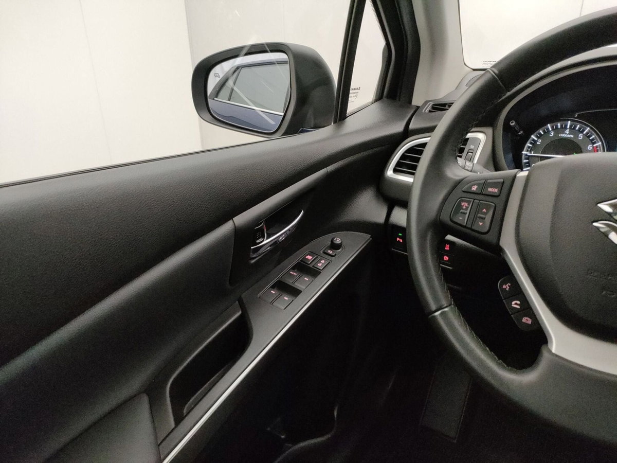 Suzuki S-Cross 1.4h Top 4wd allgrip 129cv (16)