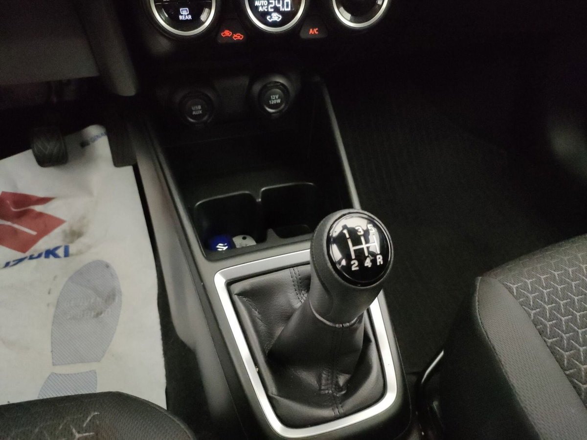 Suzuki Swift 1.2 Hybrid Easy Top (15)