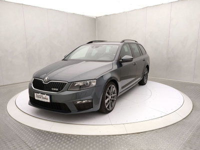 Skoda Octavia Station Wagon 2.0 TDI DSG Wagon RS (3)