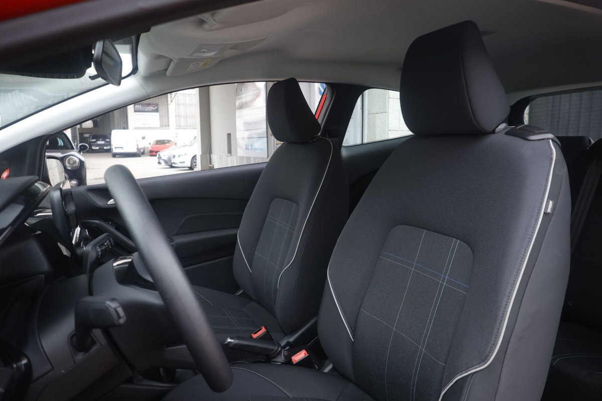 Ford Fiesta 1.5 TDCi 3 porte Titanium (16)