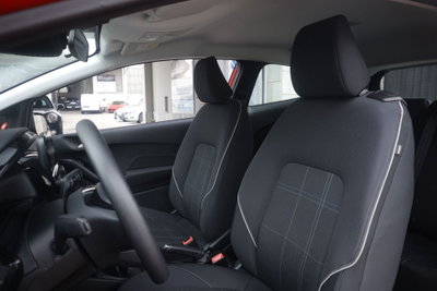 Ford Fiesta 1.5 TDCi 3 porte Titanium (16)