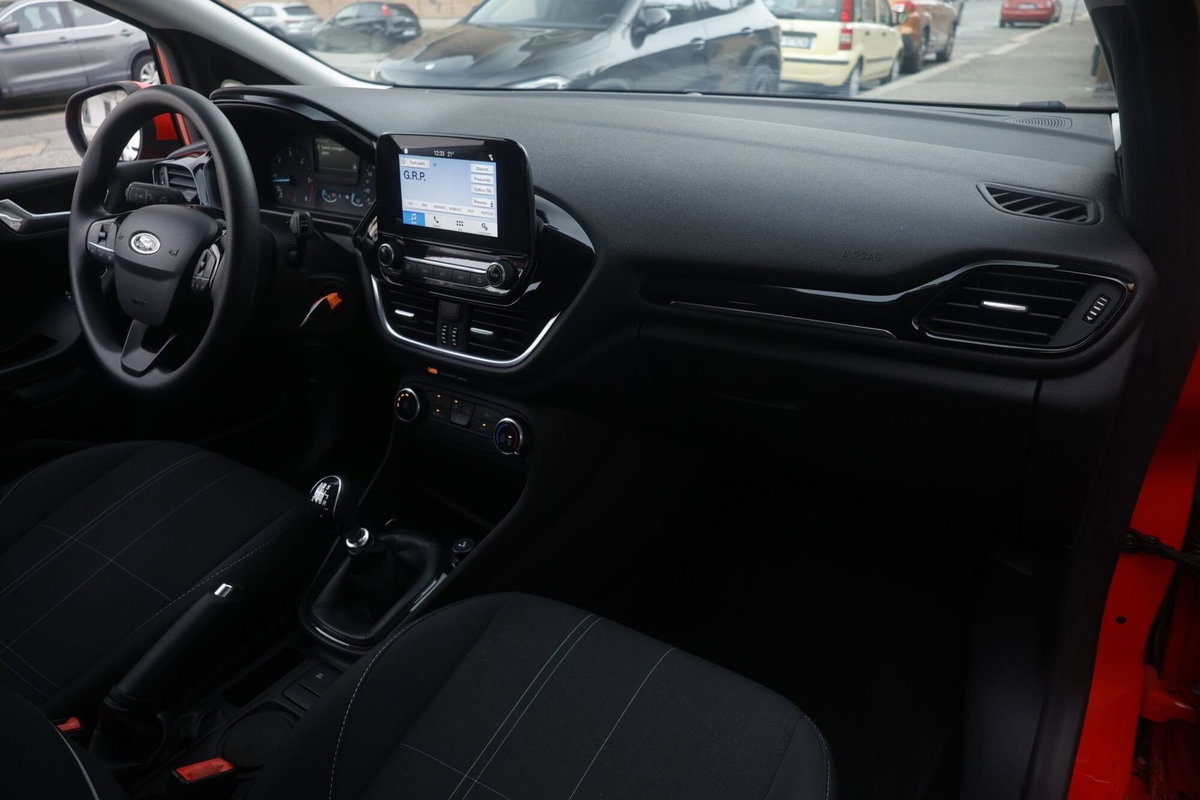 Ford Fiesta 1.5 TDCi 3 porte Titanium (8)