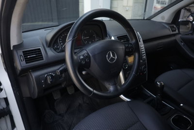 Mercedes-Benz Classe A 180 CDI Avantgarde (14)