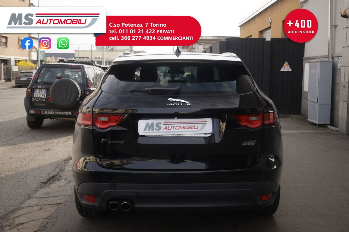 Jaguar F-Pace 2.0 D 180 CV AWD Pure (8)