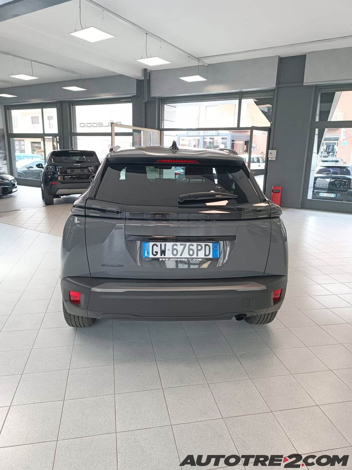 Peugeot 2008 1.2 puretech Allure s&s 100cv (11)
