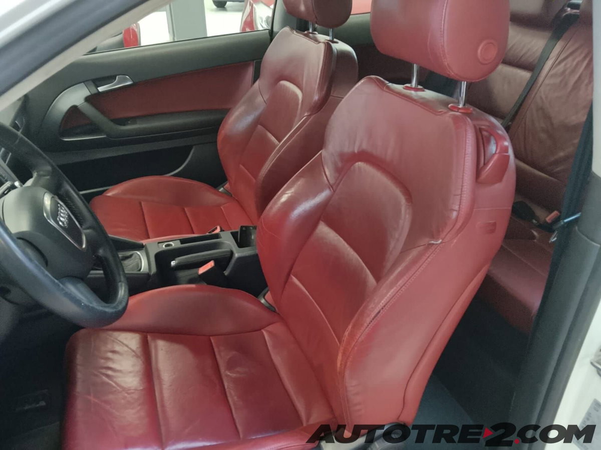 Audi A3 1.6 TDI 90 CV CR F.AP. Attraction (12)